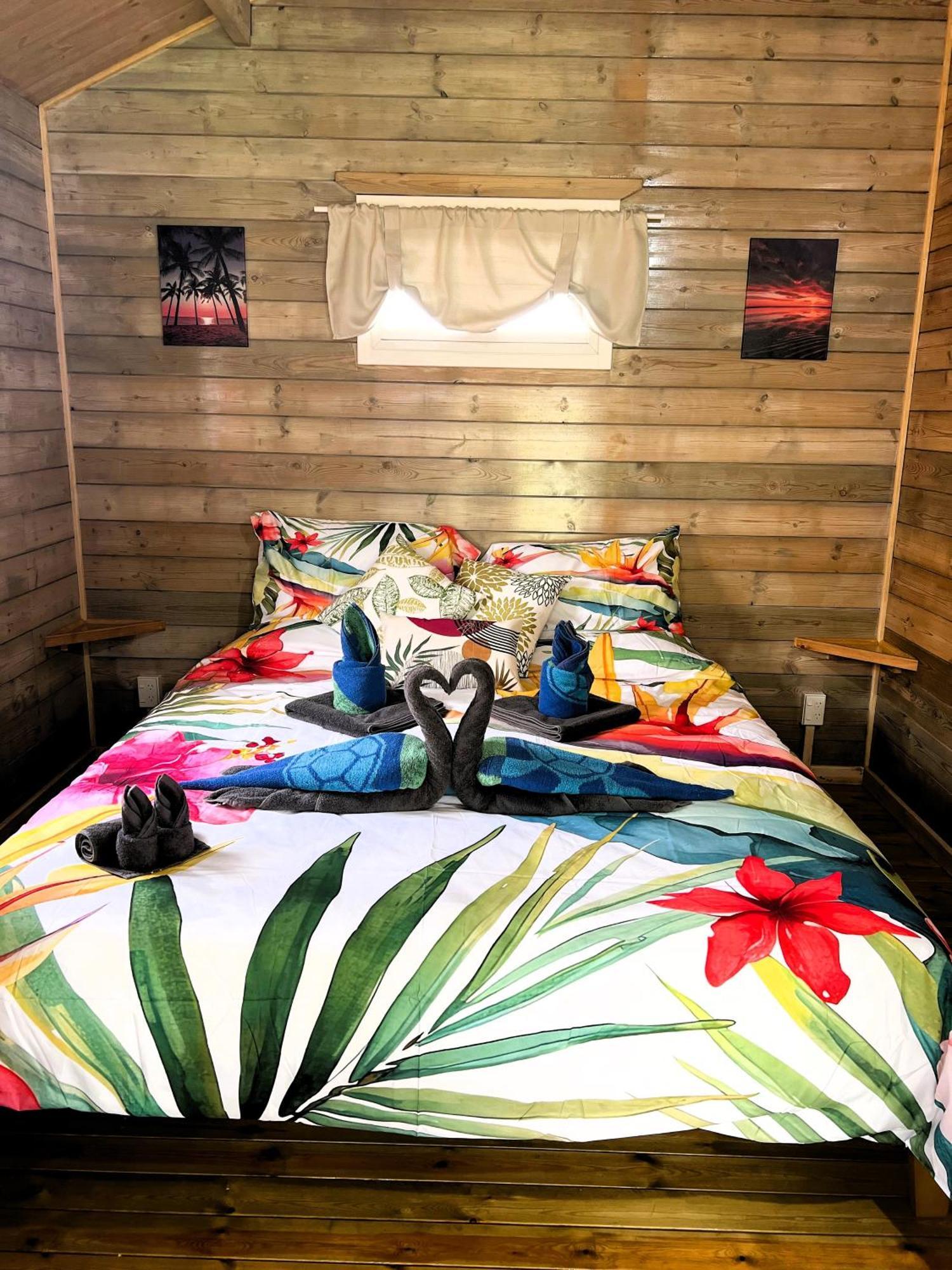 Red Hibiscus Villas Rarotonga Exterior photo