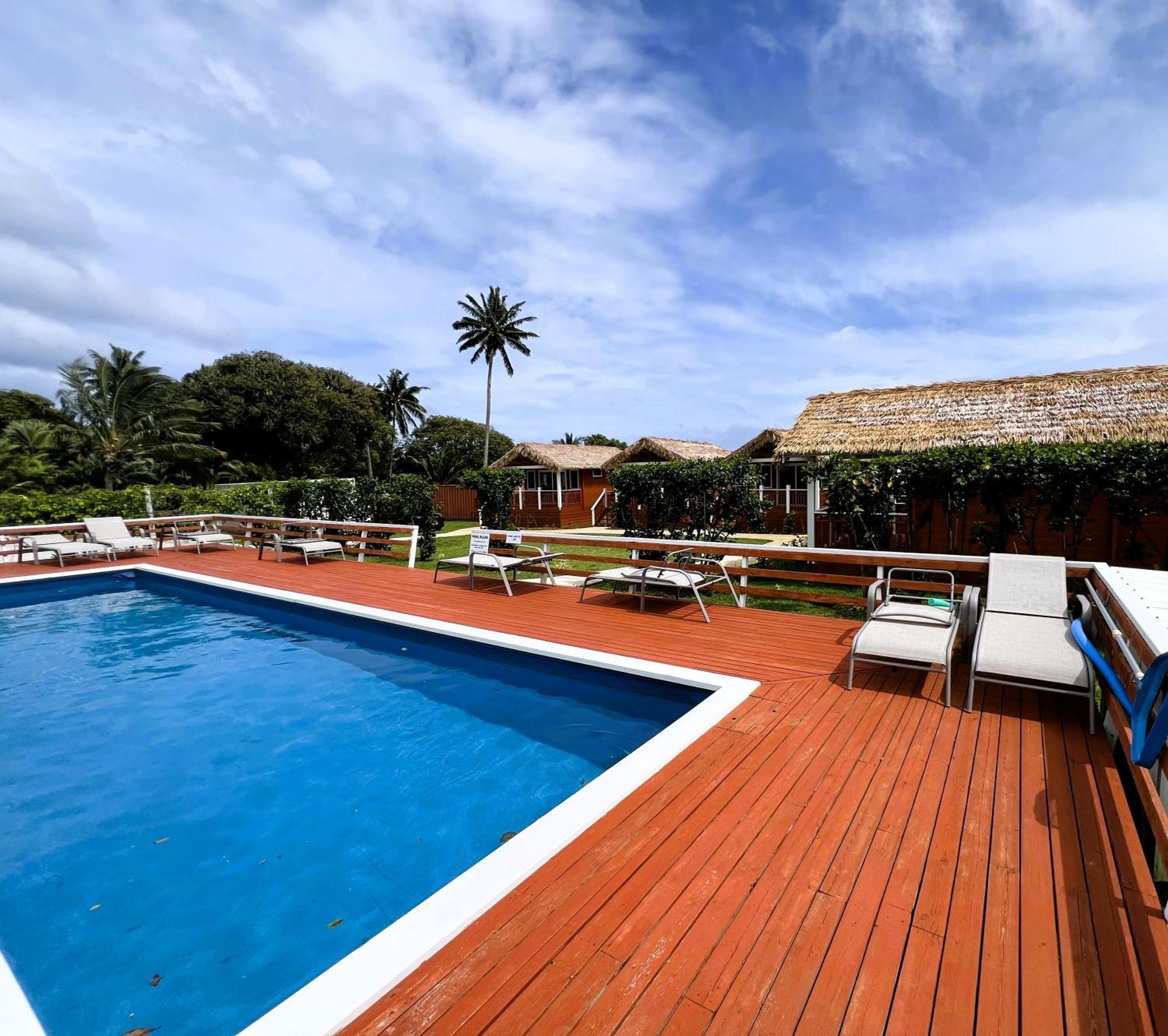 Red Hibiscus Villas Rarotonga Exterior photo